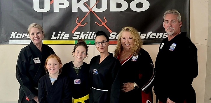 Renshi Tully with students and Master Anne